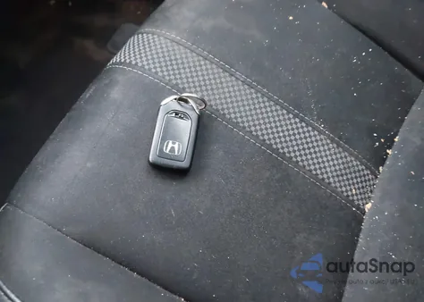 2019 Honda Civic Sport z USA, uszkodzony, nr VIN 19XFC2F85KE038344